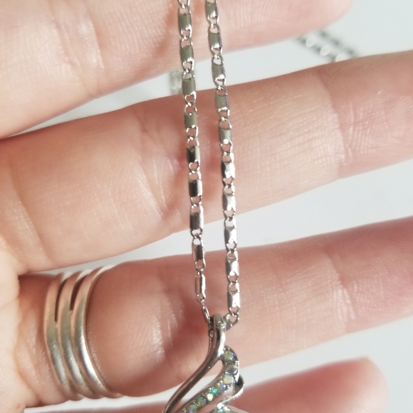 Iridescent Peacock Necklace - Picture 4 of 5